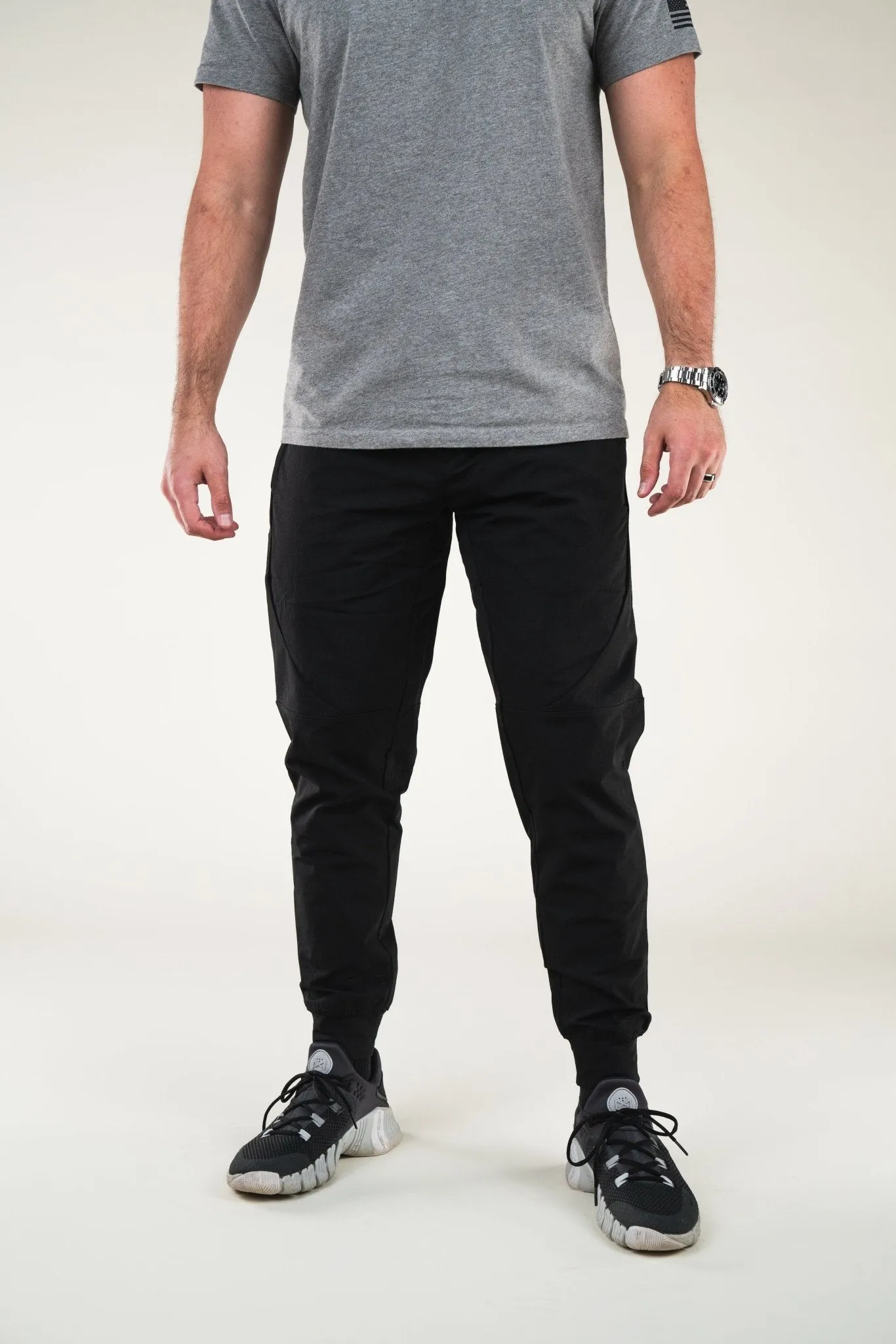 Carrier Traveler Joggers - Midnight Black