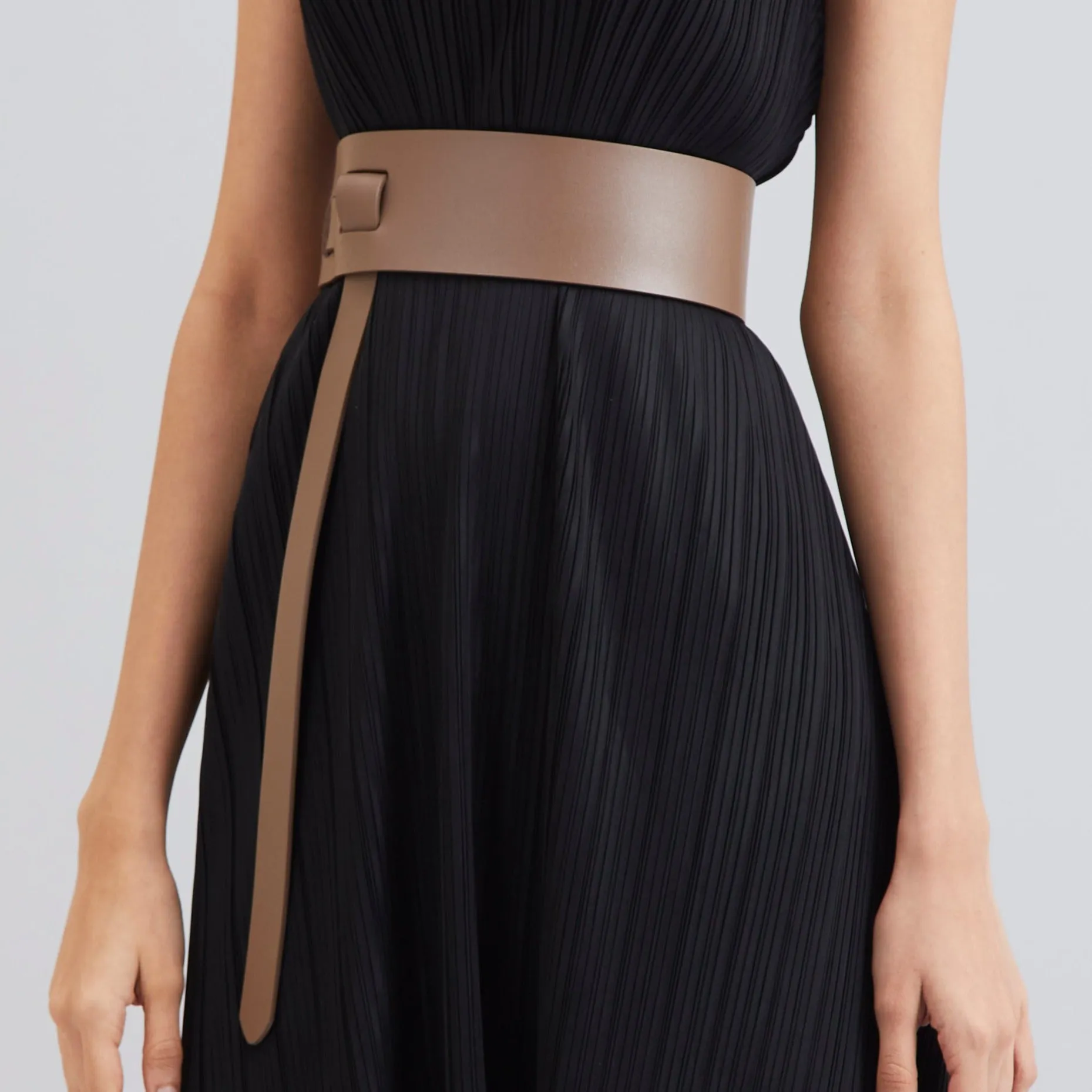 Self Knot Leather Belt - Taupe