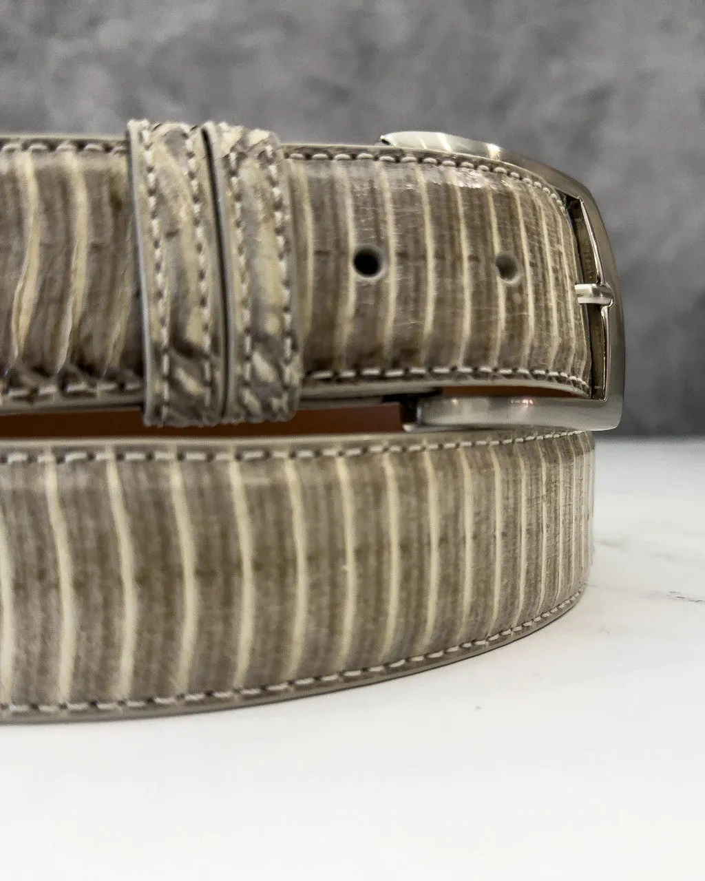 Spitting Back Cut Cobra Belt: Natural
