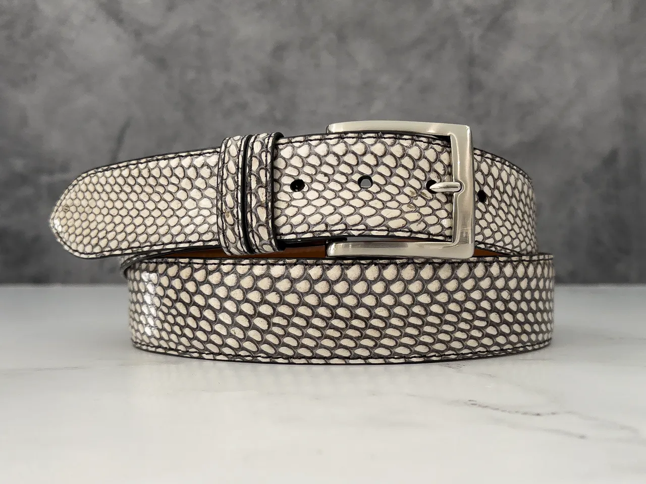 Spitting Cobra Front Cut Belt: Natural